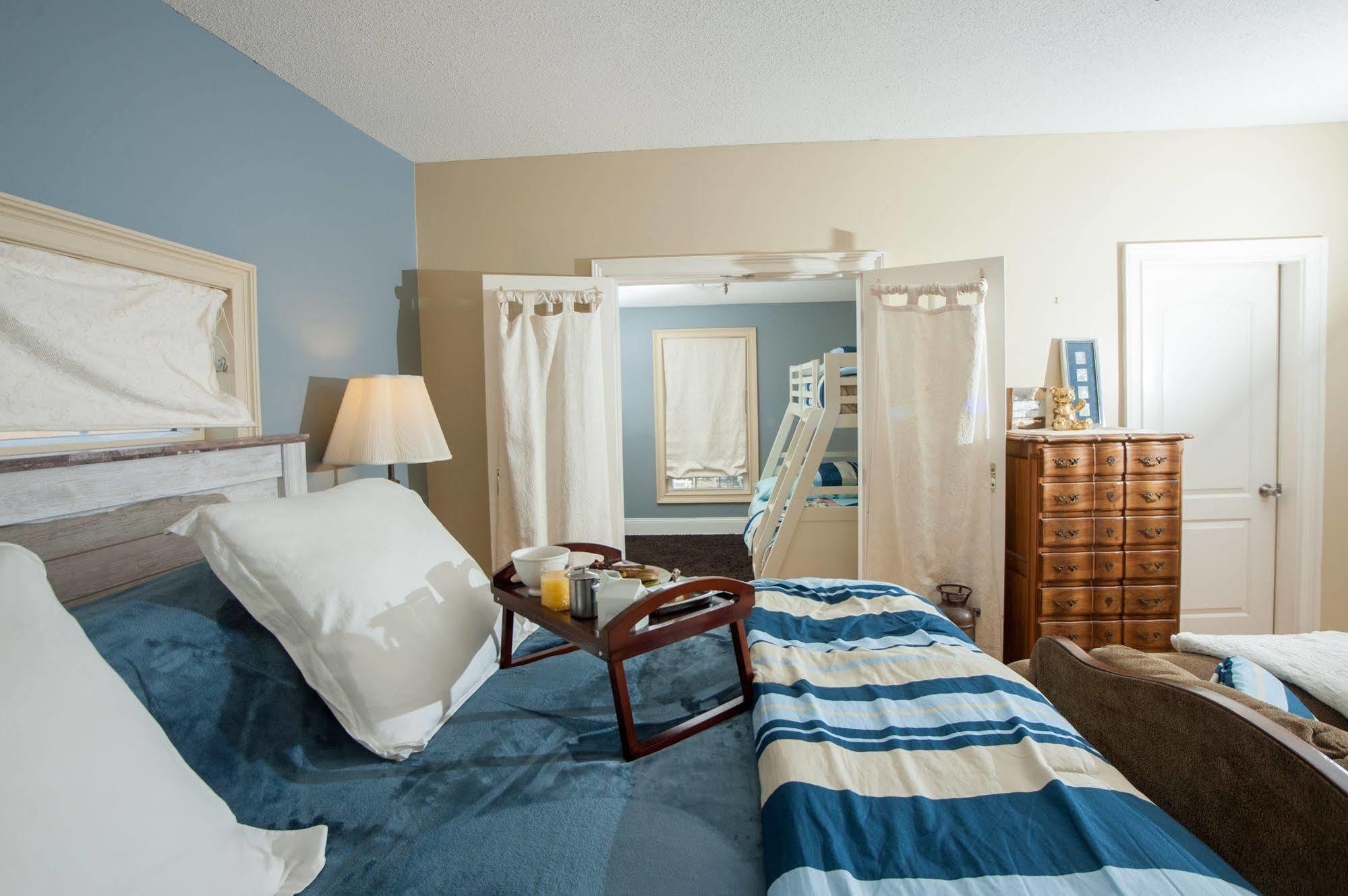 Naomi'S Inn Bed & Breakfast Спрингфийлд Екстериор снимка