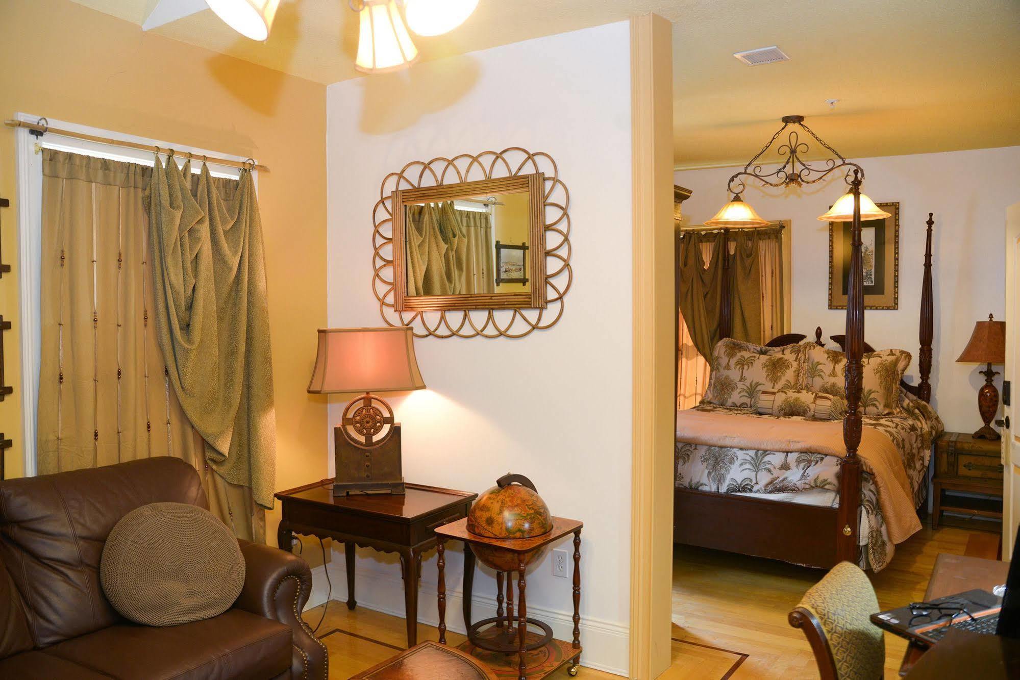 Naomi'S Inn Bed & Breakfast Спрингфийлд Екстериор снимка